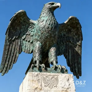 Large bronze Albanian eagle statue outdoor square 2 Large bronze Albanian eagle statue outdoor square 2